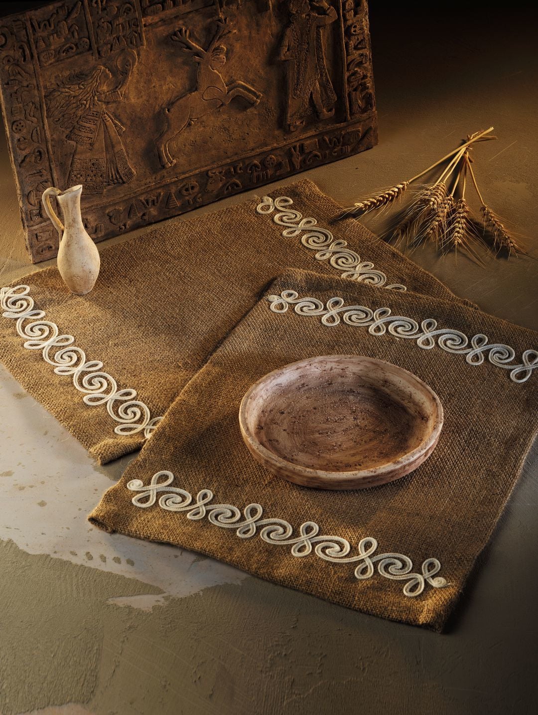 Luvilavant Antik Dönem Süsleme Nakışlı Naturel Renkli Jüt Servis Peçete 2 Adet